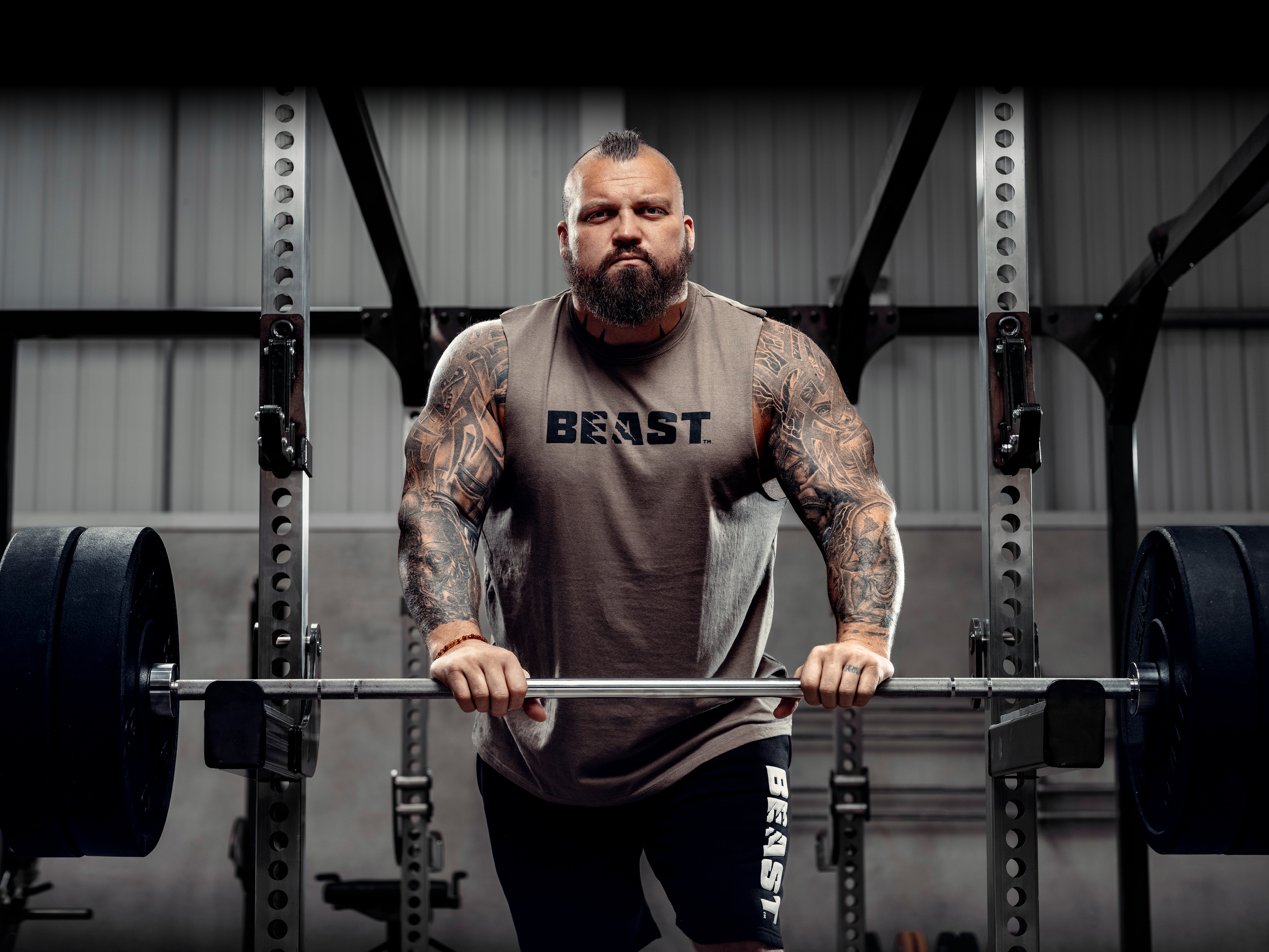 World Record Deadlift (Signed A4 Picture) – Eddie 'THE BEAST' Hall